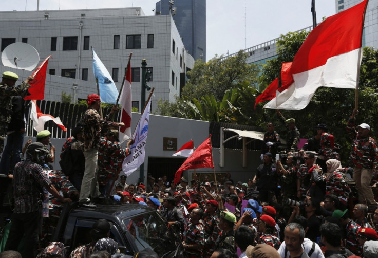 Jakarta embassy protest australia