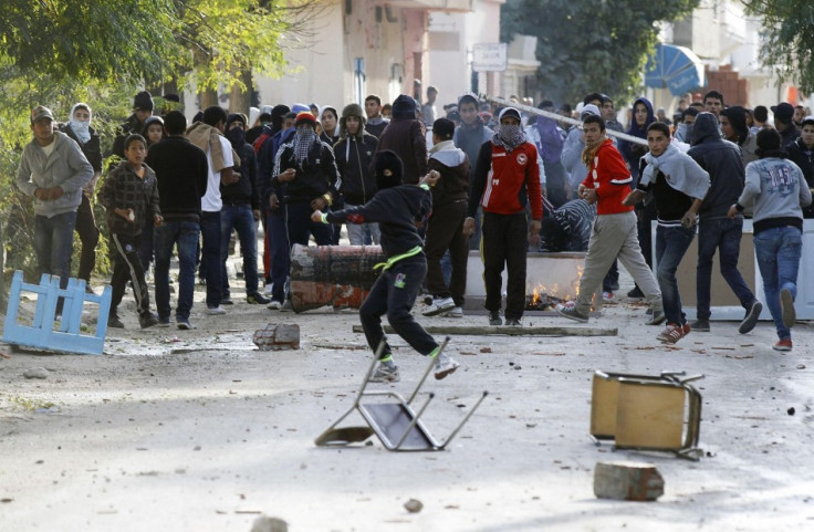 Protesters clash with police in Siliana, 130 km (81 miles) southwest of capital Tunis,