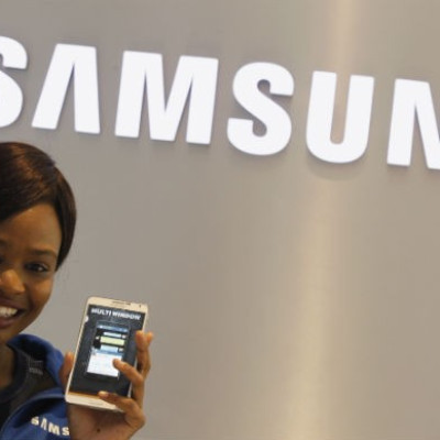 Samsung Teaser Video Hints Metal-Clad Smartphone; Debut 9 December