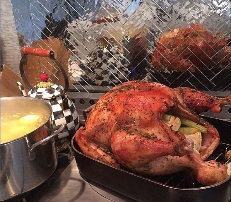 Kris Jenner tweeted a picture of the turkey[Twitter]