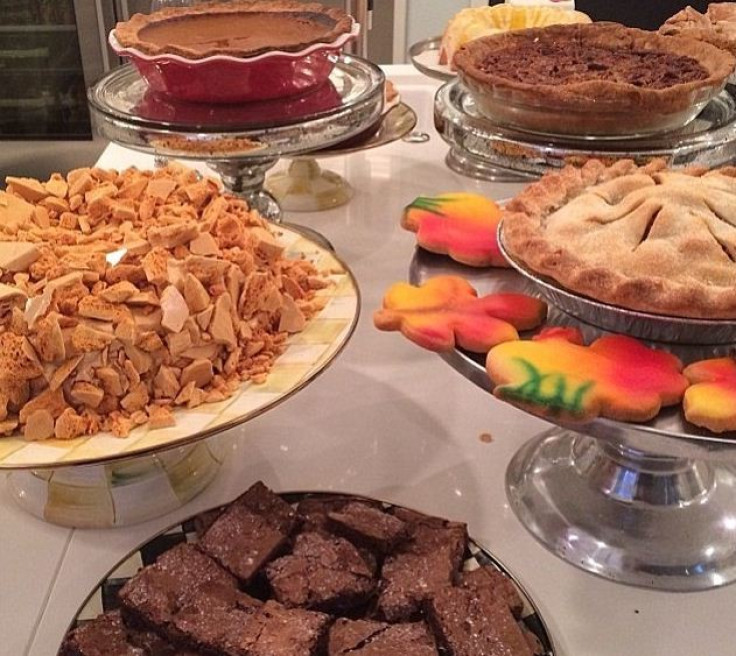 The family matriarch also shared a picture of the desserts[Krisjenner/Instagram]