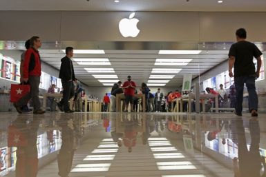 Apple Cyber Monday Deals Drive Share Price Higher