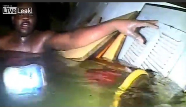 Shipwreck Survivor: Three Days Underwater Shipwreck Survivor: Three Days Underwater