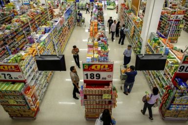 Thai consumer confidence near 2-year low on political turmoil