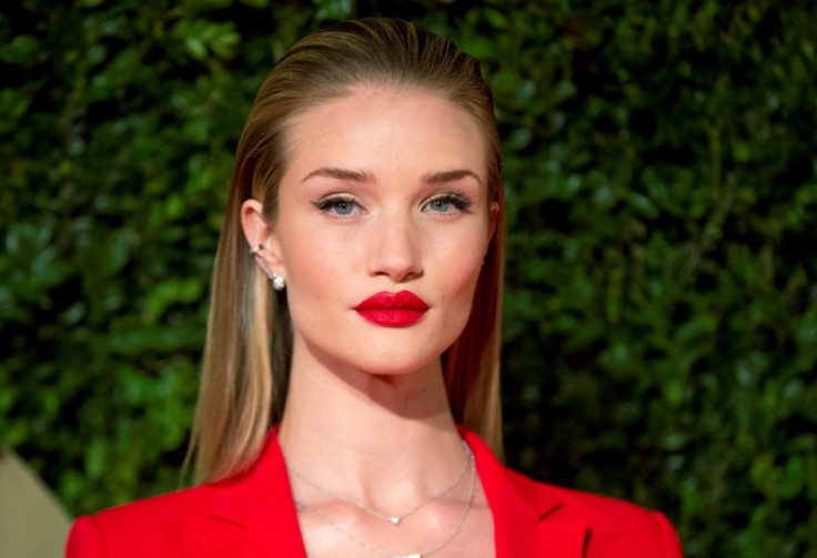 Model Rosie Huntington-Whiteley attends the British Fashion Awards in London December 2, 2013. (Photo: REUTERS/Neil Hall)