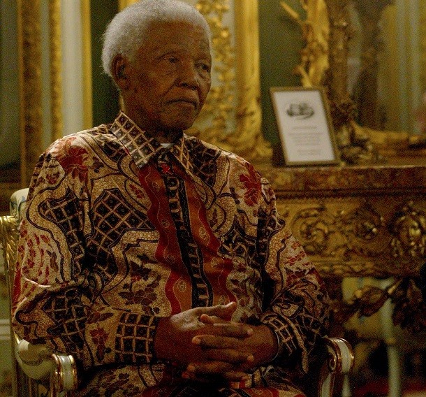 Nelson Mandela Dies: Madiba's 10 Craziest Shirts