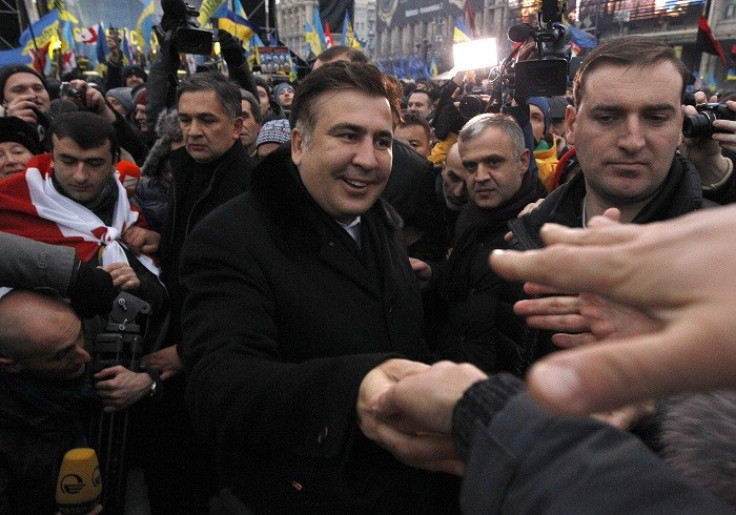 Ex-Georgian president Mikheil Saakashvili meets pro-EU demonstrators in Kiev. (Reuters)