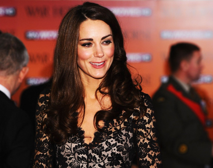 Kate Middleton glams up in an Alice Temperley dress at the UK premiere of War Horse  in London January 8, 2012. (Reuters)