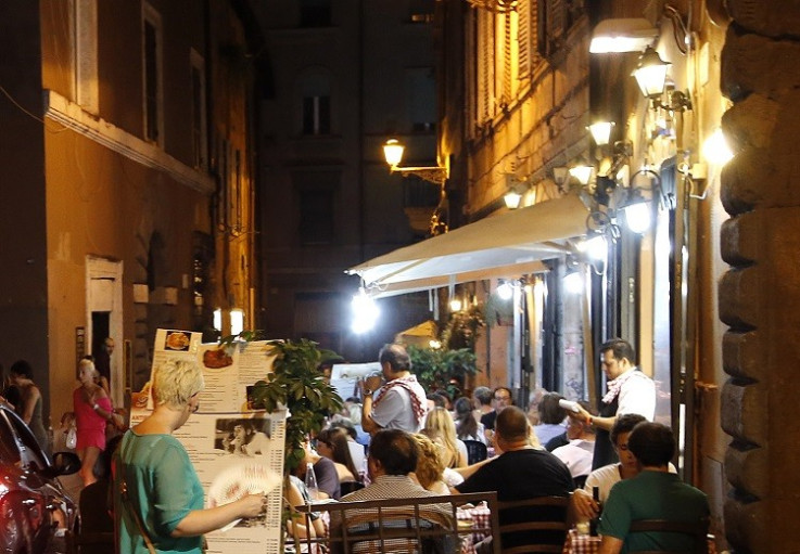Mafia launders £2.4bn into Rome's Restaurants (Reuters picture)
