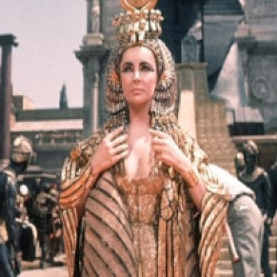 Elizabeth Taylor's 'Cleopatra' Cape to Go Up for Auction