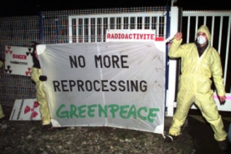Greenpeace Discovers Pollution at Elgin Oil Platform