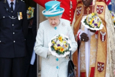 Queen Attends Maundy Thursday Church Service