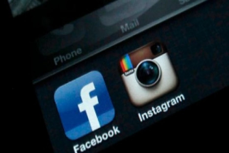 Facebook purchases Instagram for $1bn