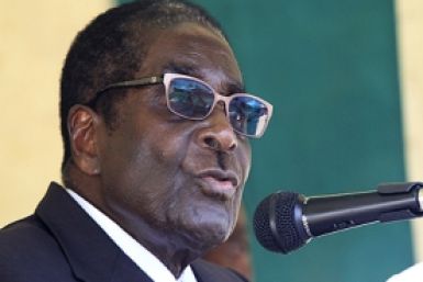 Robert Mugabe Returns to Zimbabwe Following Serious Health Rumours