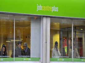 UK Unemployment drops by 35,000