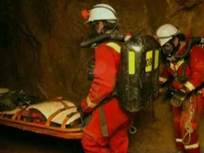 28 gold mine workers rescued in New Zealand