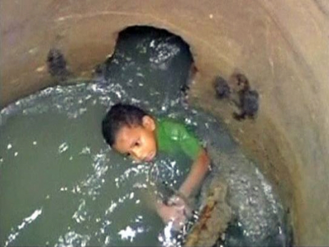 3-year-old boy rescued from sewer in Colombia