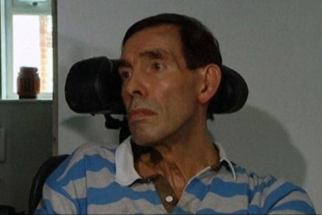Locked-in syndrome victim Tony Nicklinson dies at home
