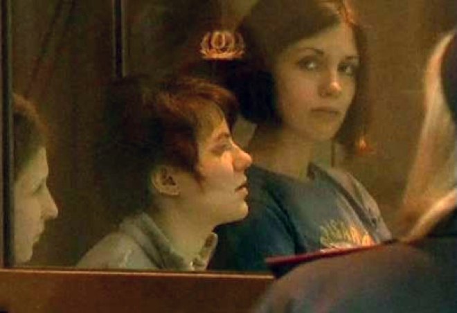 Pussy Riot appeal delayed after lawyer fired