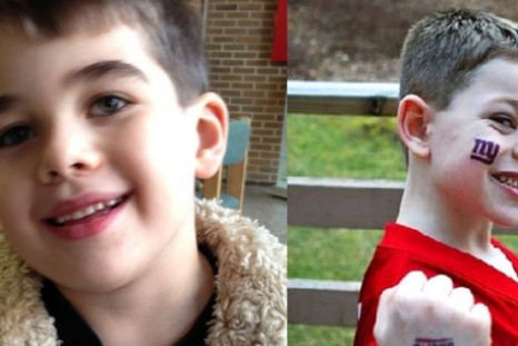 Sandy Hook Massacre: First two children will be buried today