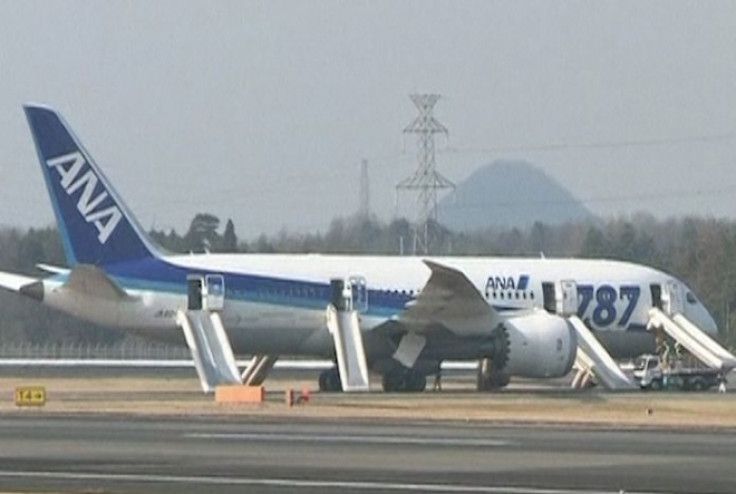 Dreamliner makes emergency landing in Japan