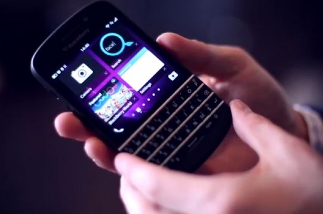 Tech Review Blackberry Q10 Ibtimes Uk 9787