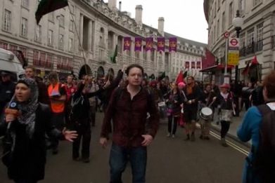 Anti-G8 Protesters March Through London
