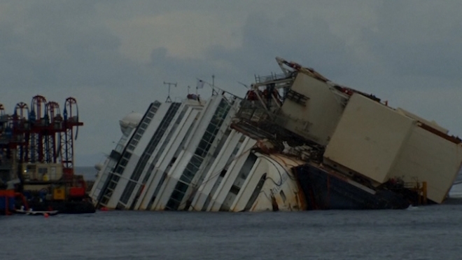 Salvage Workers Begin Costa Concordia Parbuckling