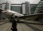 Cathay Pacific says 2010 profit at least HK$12.5 bln