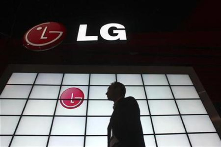 LG reports financial losses