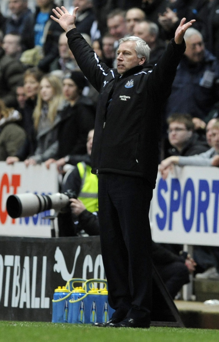 Alan Pardew on the touchline