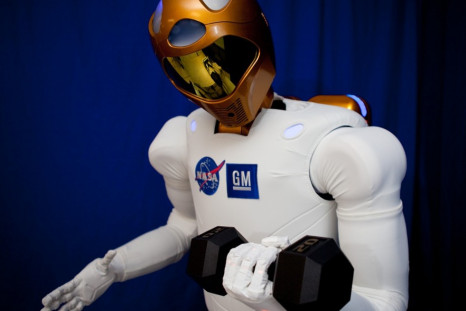 R2 with 20-pound weight