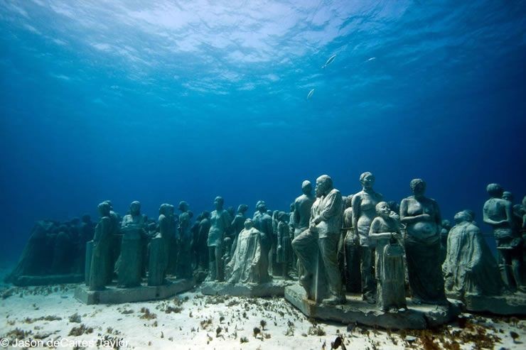 The underwater human reef