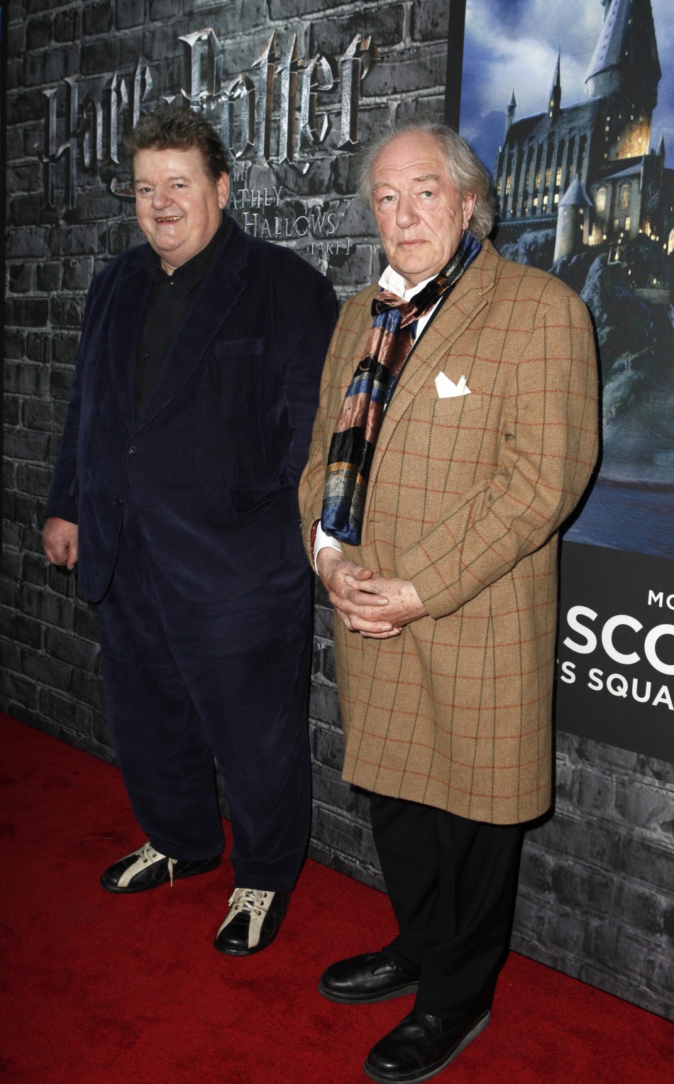 Harry Potter Star Robbie Coltrane Taken To Hospital After Falling Ill On Flight To Orlando 0023