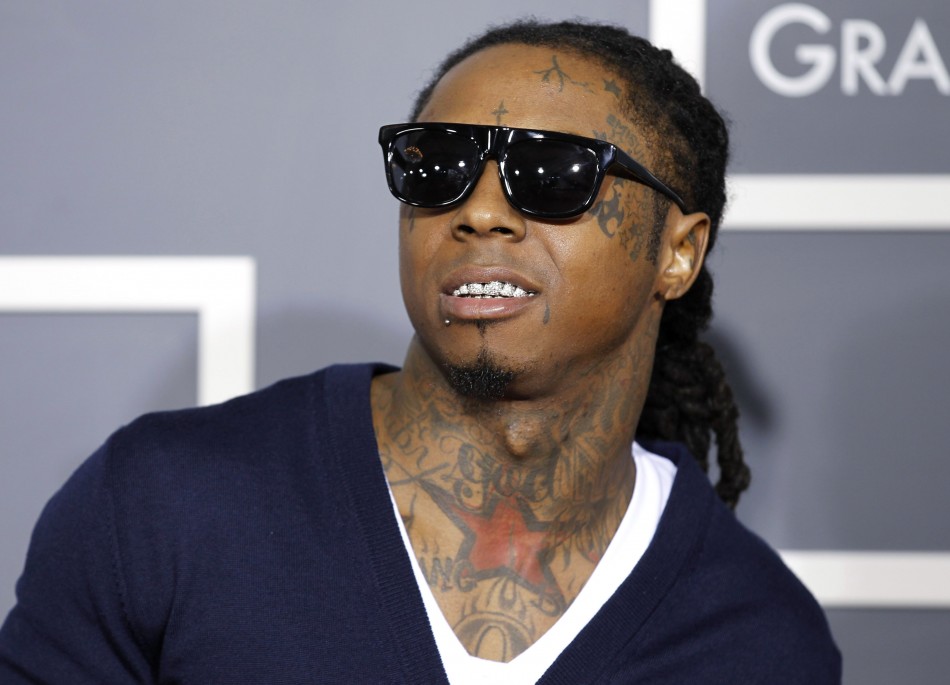 Lil Wayne sued: T-shirt model takes action over 'no panties' image used ...